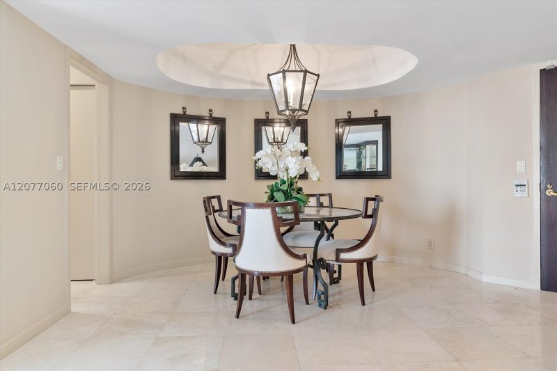 Condo for sale at Turnberry Towers 8B