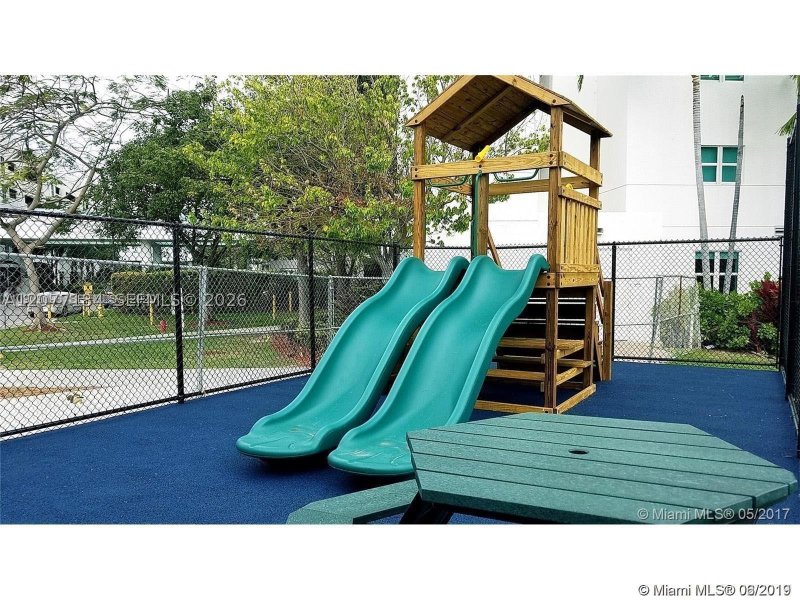 Property photo # 9