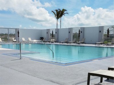 One Fifty One at Biscayne Apt #804