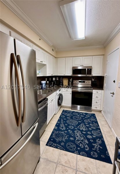 Comprar apartamento en The Wave Condo 1231