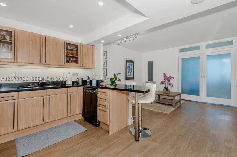 Property photo # 10
