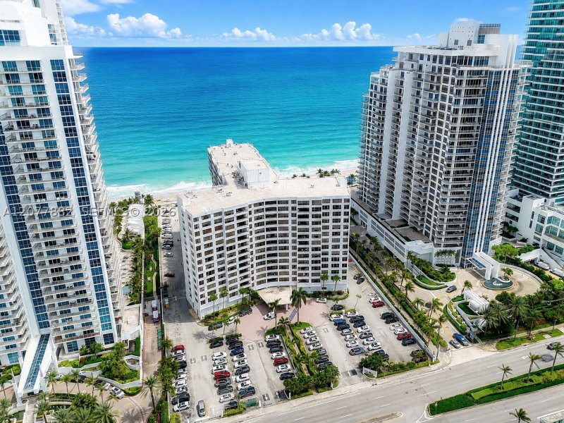 Apartment for rent at Alexander Towers 206