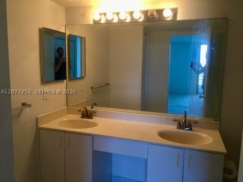 Comprar apartamento no Parc Central Aventura 1210
