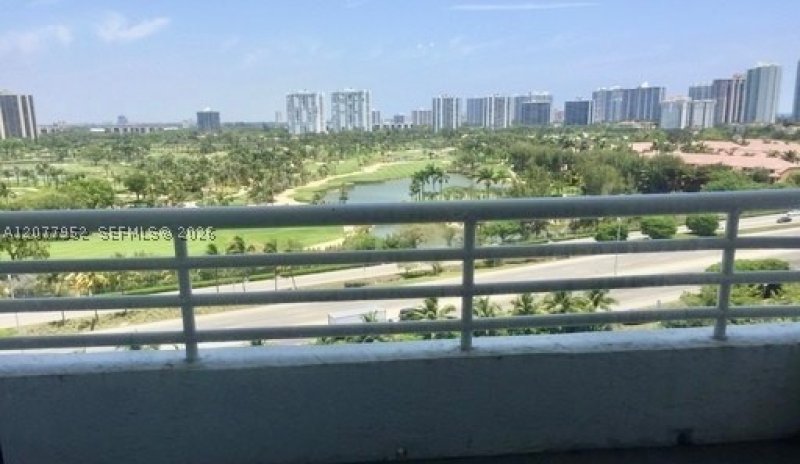Comprar apartamento no Parc Central Aventura 1210