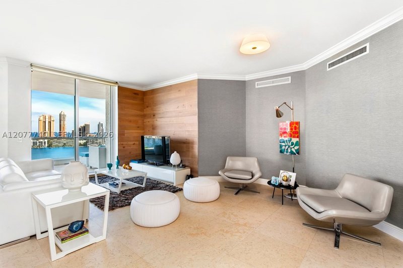 Condo for sale at Bella Mare 2204