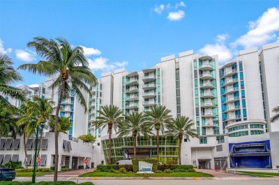 Uptown Marina Lofts Apt #618