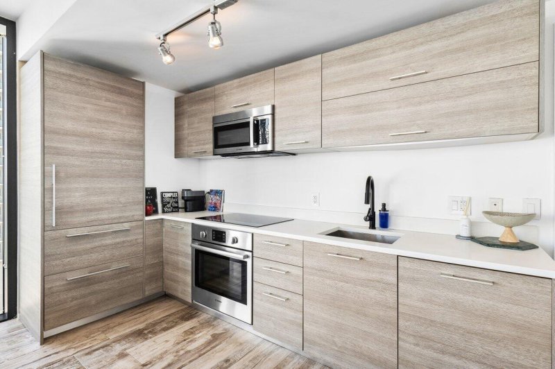 Condo for sale at Paraiso Bay Miami 1508
