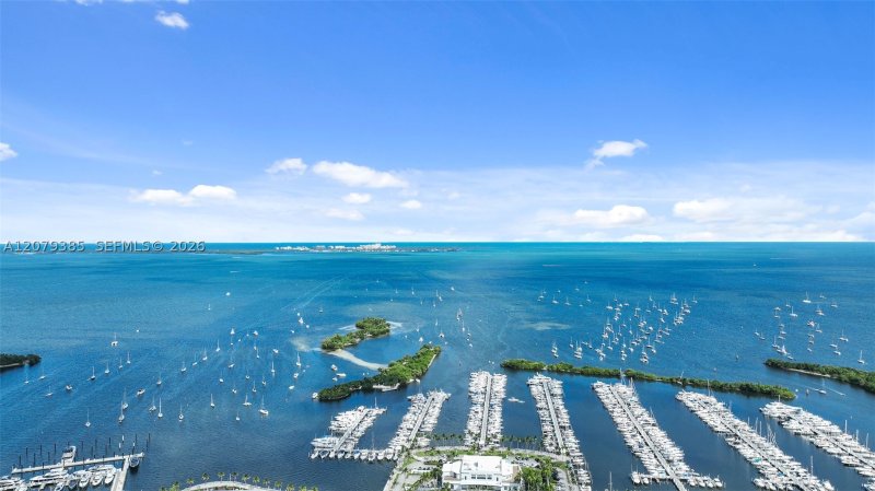 Comprar apartamento en Mr. C Residences Tigertail Tower 1705
