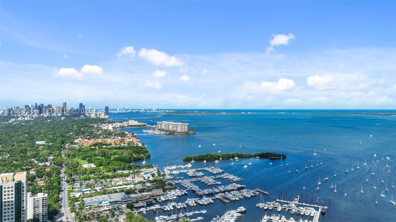 Comprar apartamento en Mr. C Residences Tigertail Tower 1705