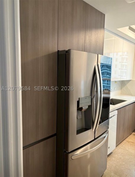 Aluguel de apartamento no Courts Brickell Key 2110