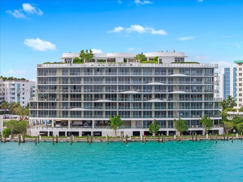 Onda Bay Harbor Islands Apt #403