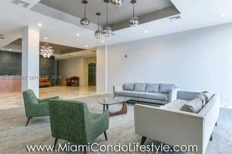 Condo for sale at Four Winds Condo 1003
