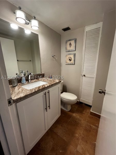 Condo for sale at Four Winds Condo 1003