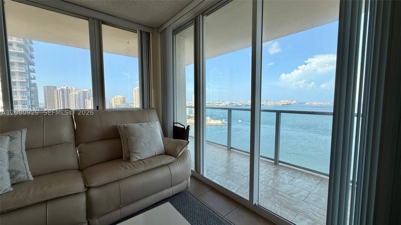 Aluguel de apartamento no Mark on Brickell 2310