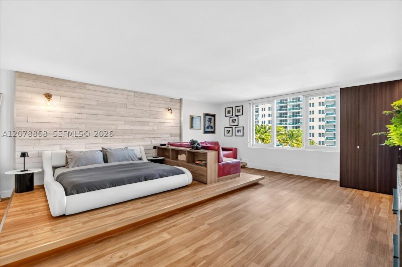 Comprar apartamento en Roney Palace 714