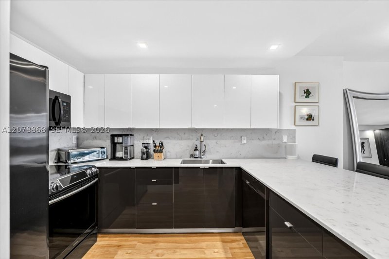 Comprar apartamento en Roney Palace 714