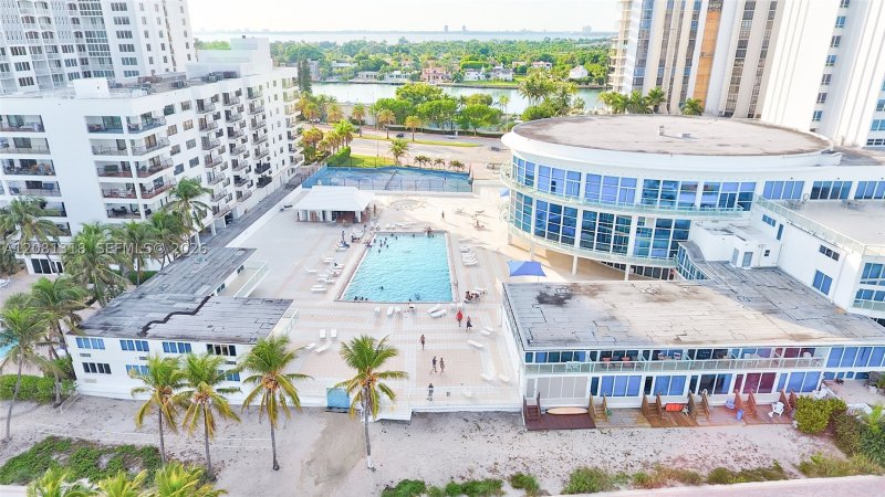 Comprar apartamento en Castle Beach Club P2