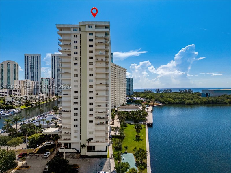 Comprar apartamento no Arlen House 825