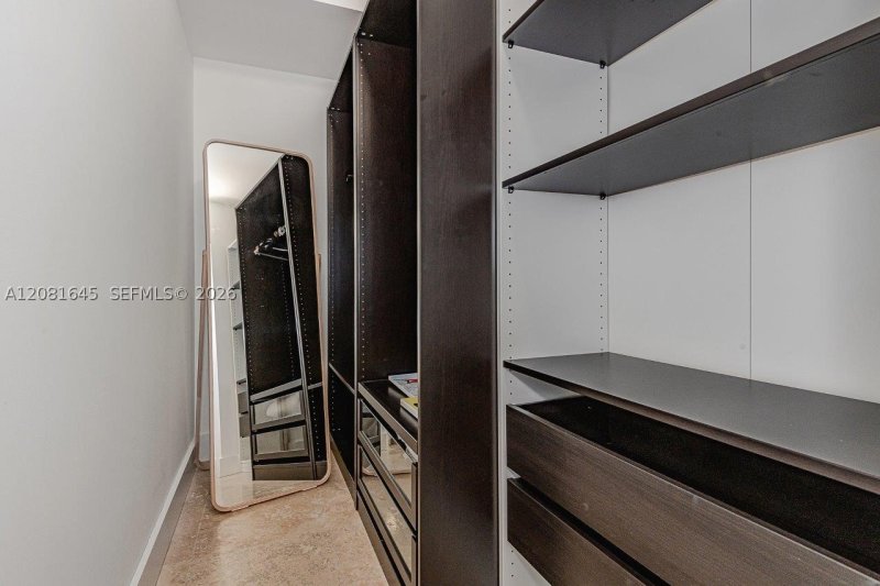 Alquiler de apartamento en Roney Palace 1515