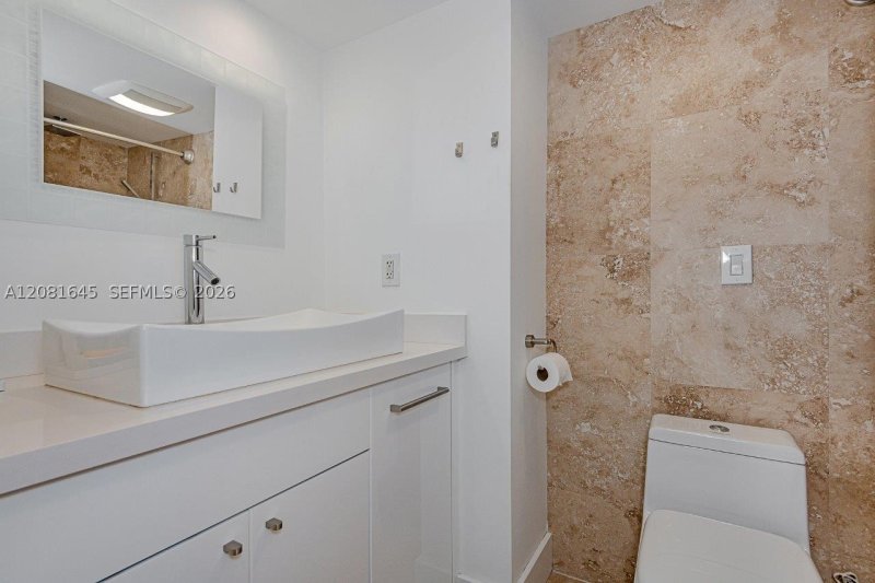 Alquiler de apartamento en Roney Palace 1515