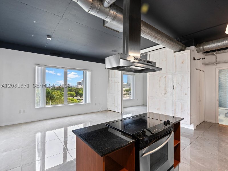 Condo for sale at Neo Lofts 715