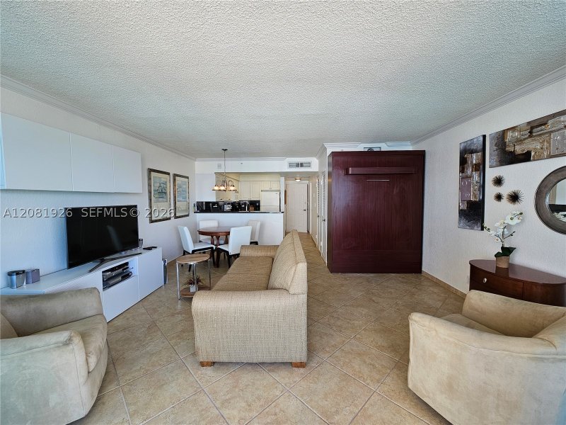 The Wave Condo Apt #1137