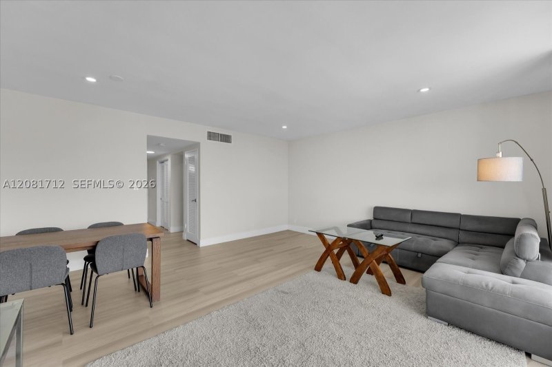 Alquiler de apartamento en Mirador North Tower PH28