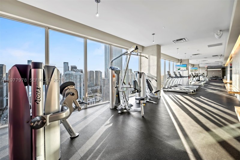 Comprar apartamento no Centro Condo 2602
