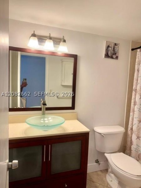 Alquiler de apartamento en Island Place At North Bay 4M