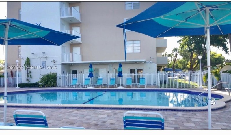 Alquiler de apartamento en Island Place At North Bay 4M