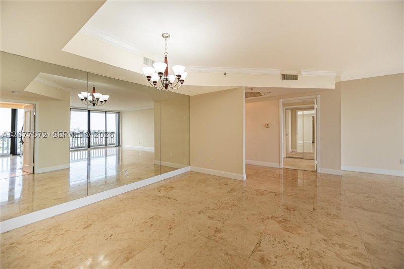 Condo for sale at 2000 Williams Island 908