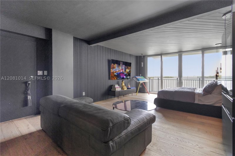 Comprar apartamento en Palm Bay Condo 6E