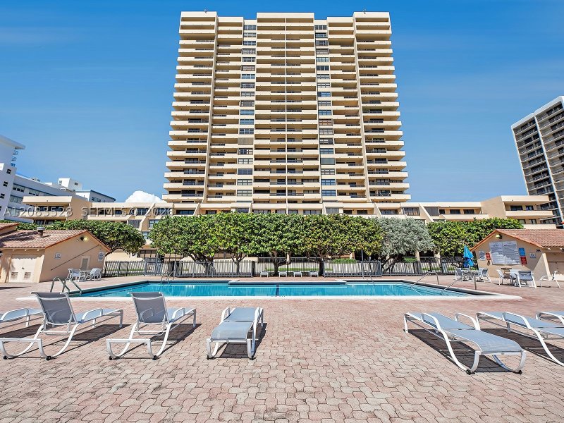 Comprar apartamento en Club Atlantis 1604