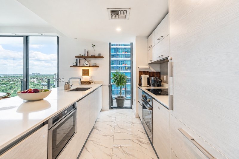 Comprar apartamento en Dua Miami - SLS Brickell Condo 2006