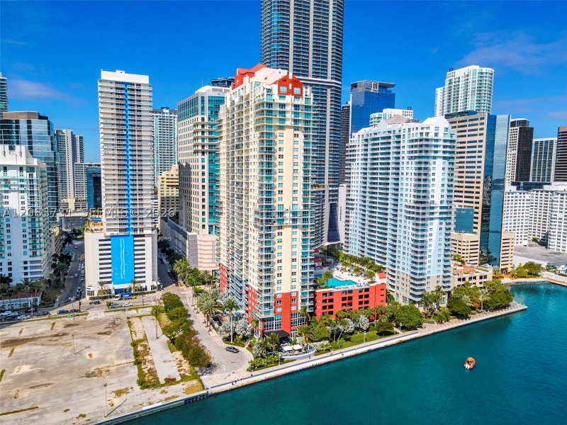 Mark on Brickell Apt #202
