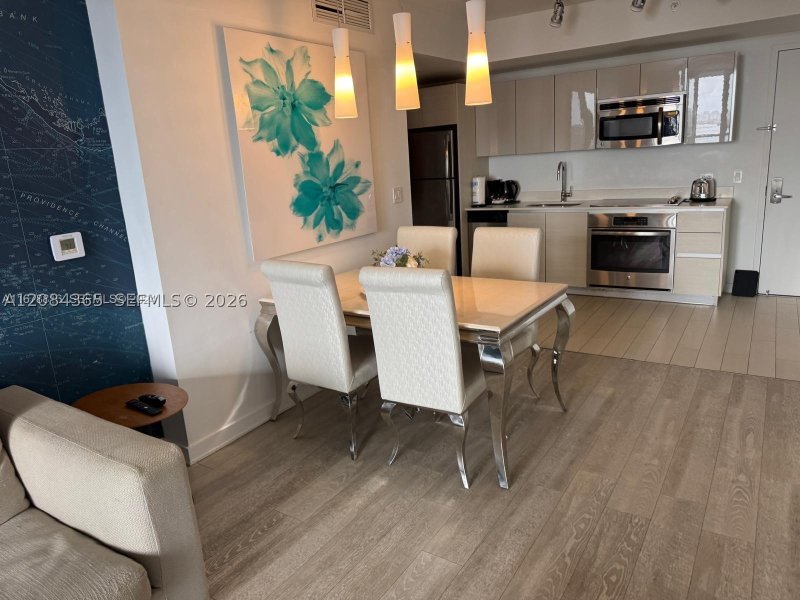Comprar apartamento no Beachwalk R2105