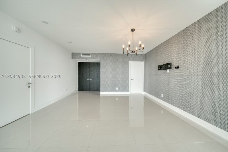 Comprar apartamento en Bristol Tower 1605