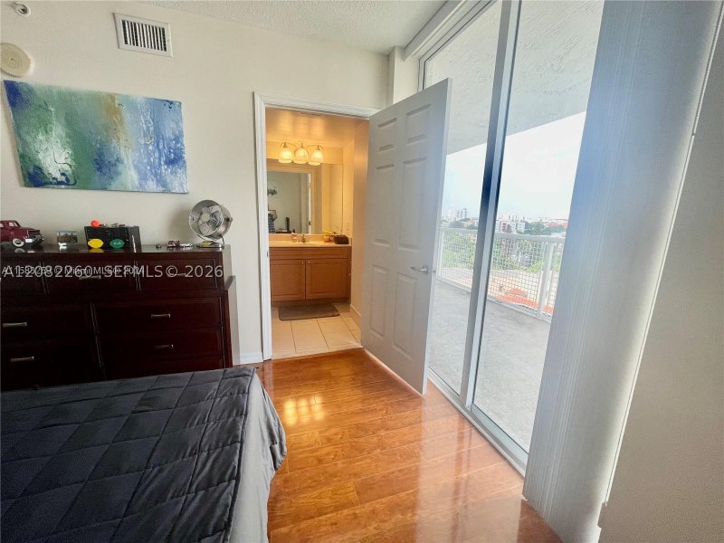 Alquiler de apartamento en Brickell Vista 808