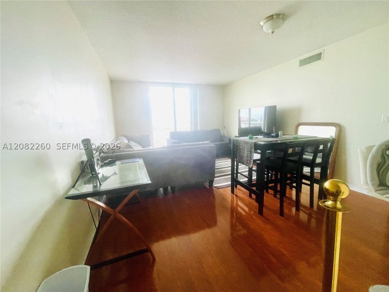 Alquiler de apartamento en Brickell Vista 808