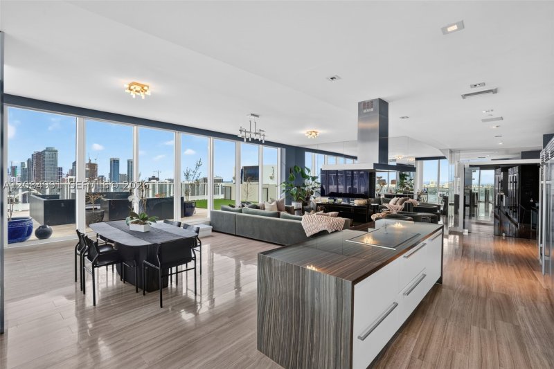 Comprar apartamento en Paramount Bay 3708