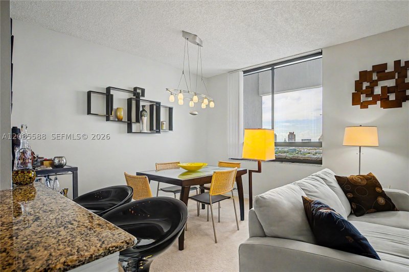 Comprar apartamento en Waverly 2412