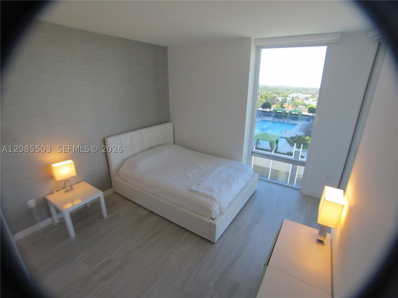 Aluguel de apartamento no Brickell Ten 908