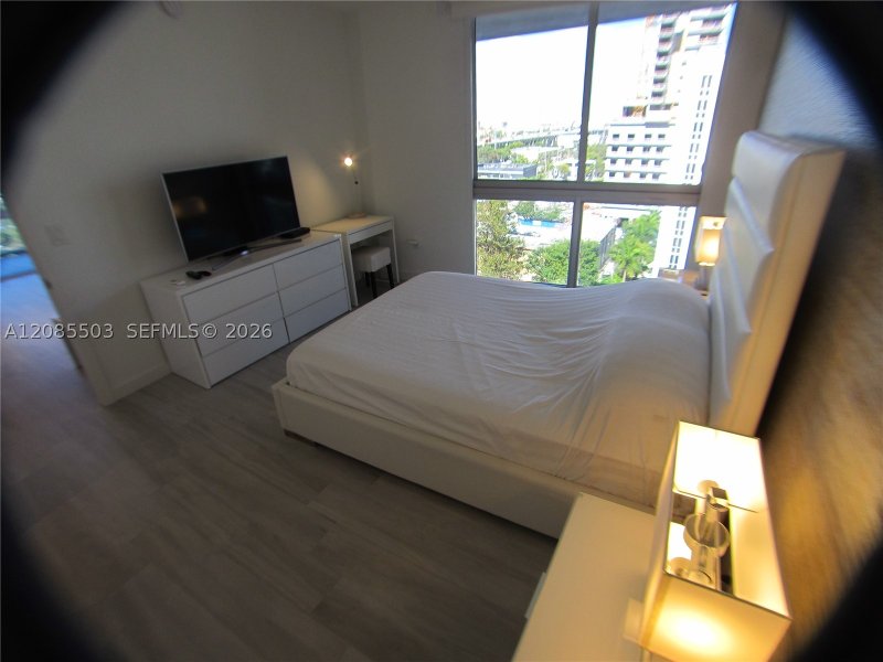 Aluguel de apartamento no Brickell Ten 908