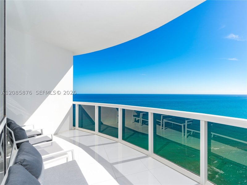 Alquiler de apartamento en Trump Royale 4709A