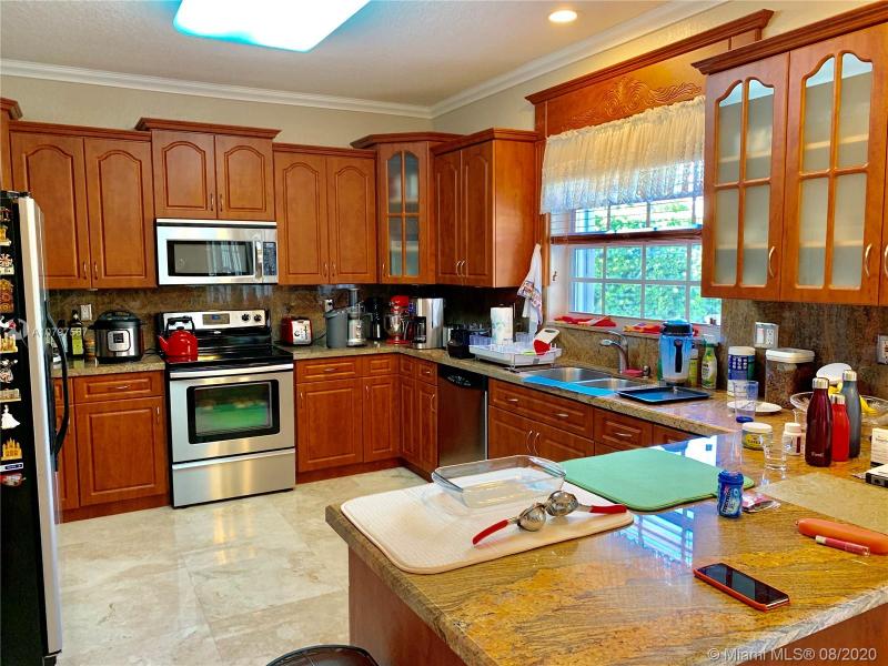 Property photo # 8