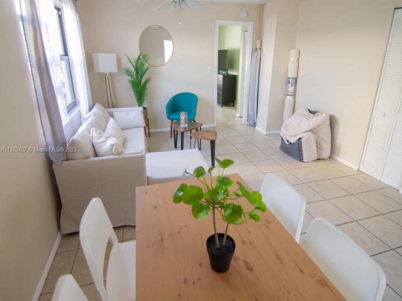 Property photo # 9