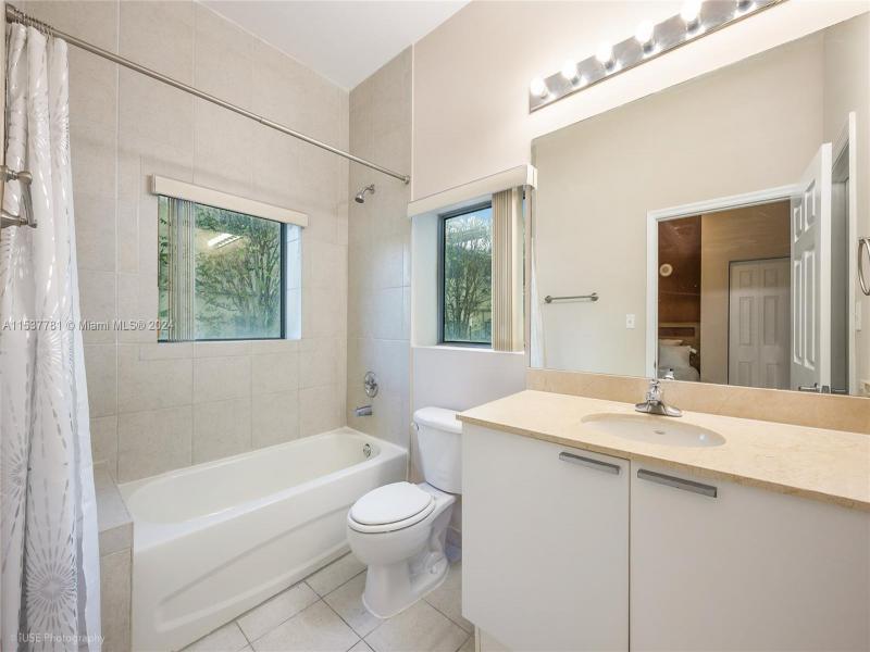 Property photo # 2
