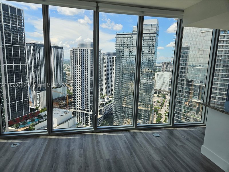 Condo for sale at Marina Blue 2701