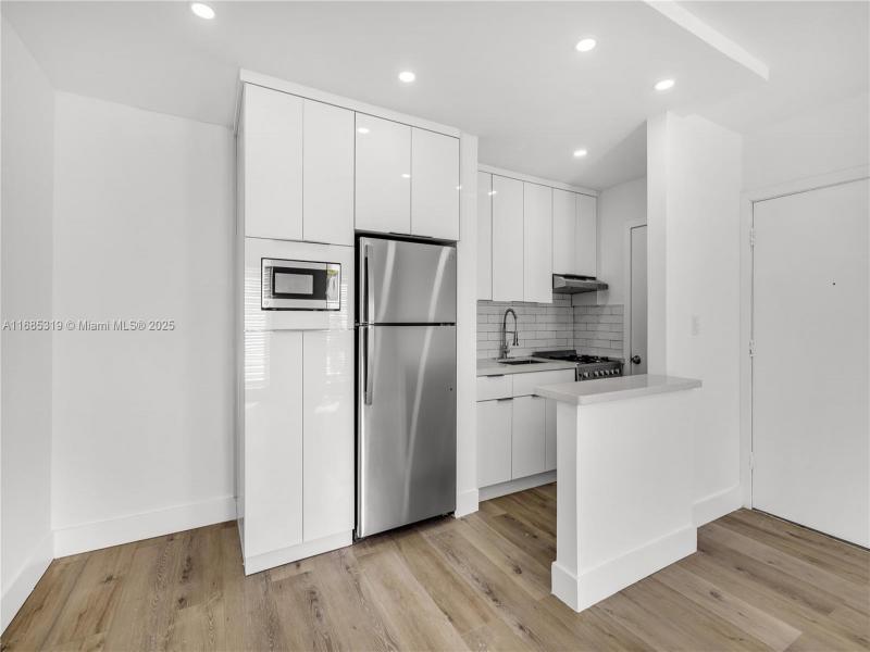 Property photo # 0