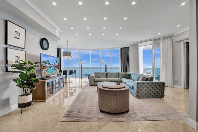 Trump Palace Apt #3409